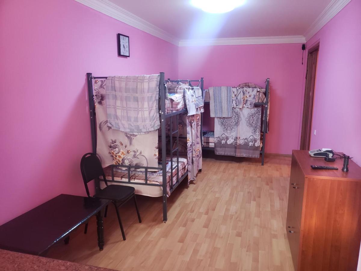 Intercity Hostel Батумі Екстер'єр фото